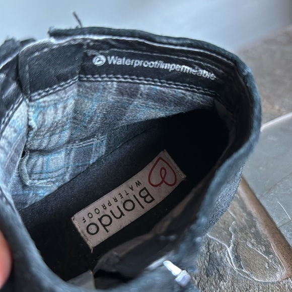 blonde waterproof booties - Picture 4 of 6